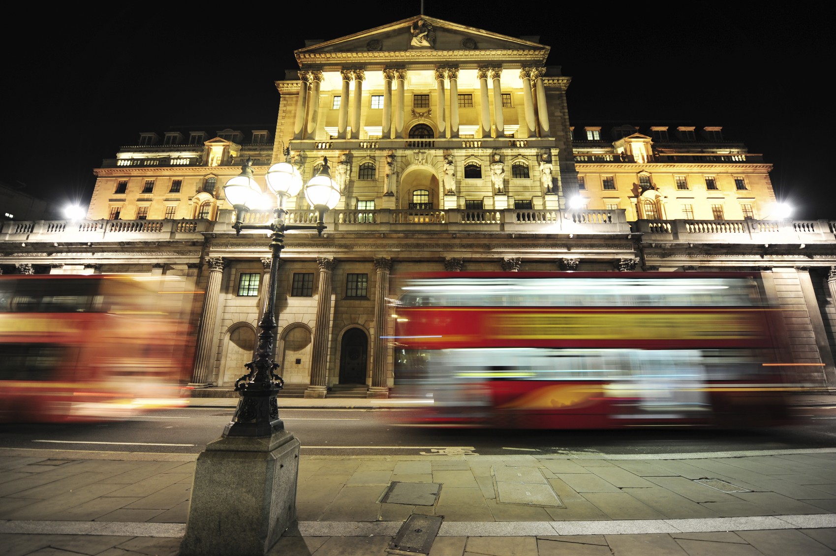 bank_of_england_000006876987Medium